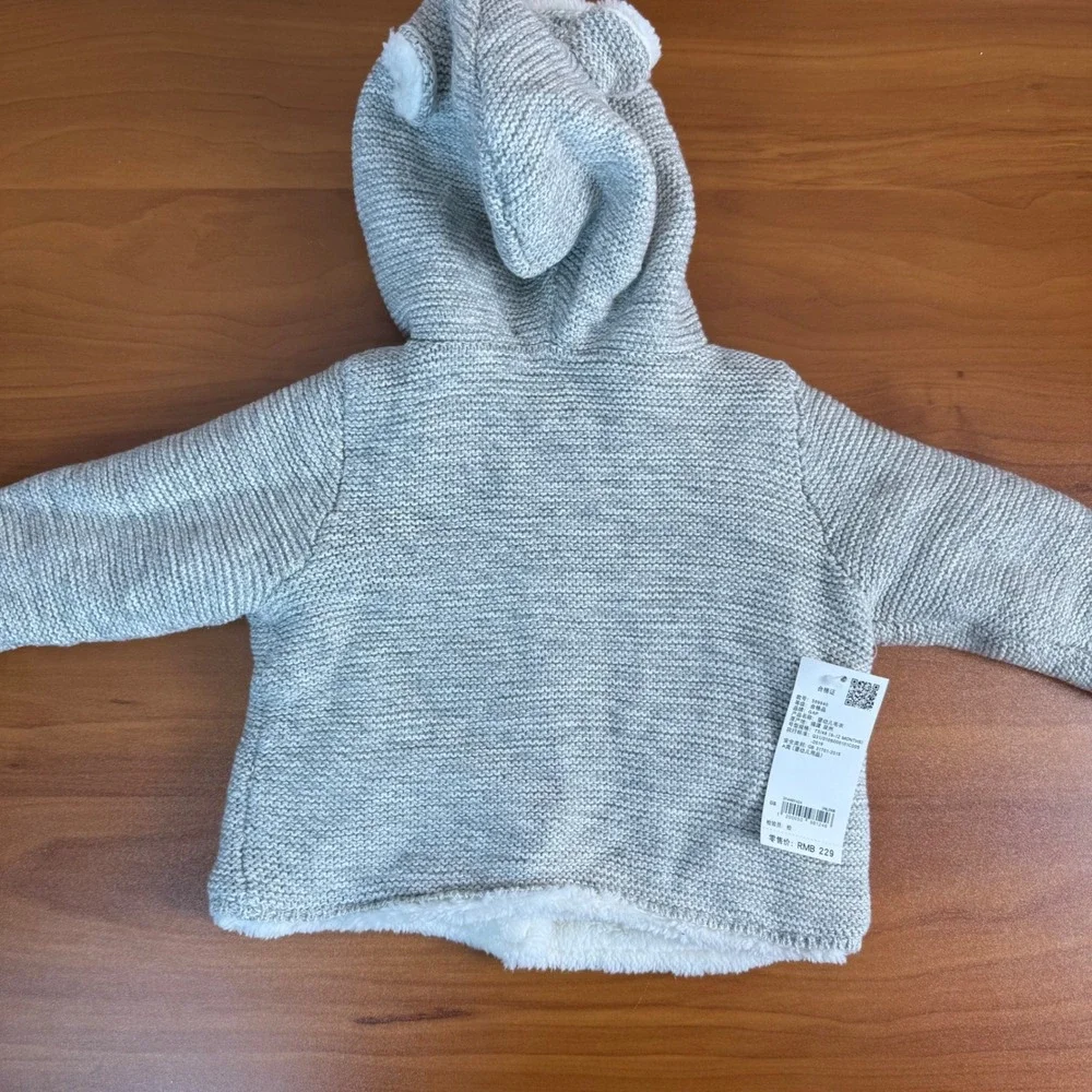 Baby Gap Gray Knit Hooded Cardigan Jacket with Bear Ears 6 12‎ Months